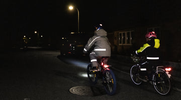 Bliv ved med at cykle med børnene – også i mørket